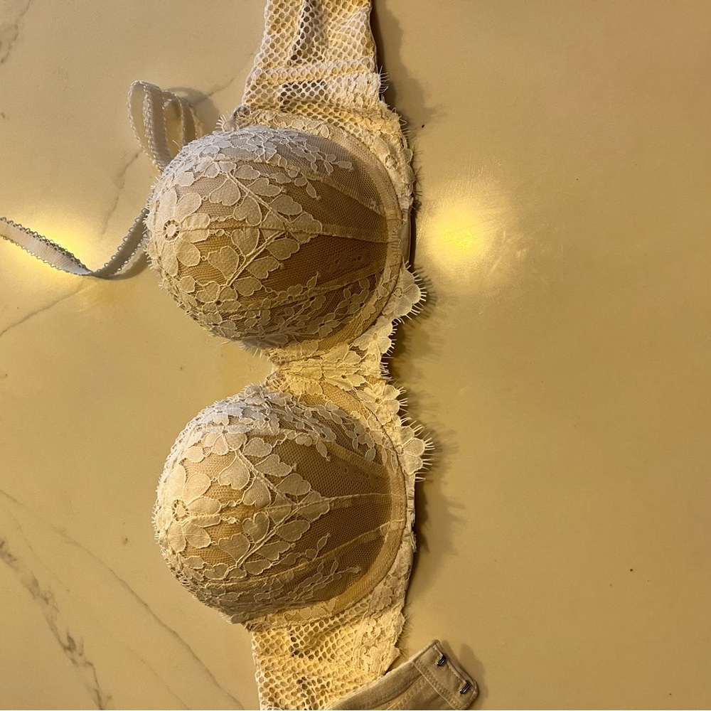 White halter strap lace bra